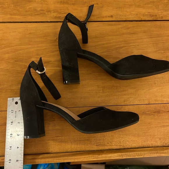 Black suede block heels - Picture 2 of 4